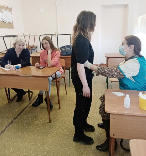 Специалисты-медики ККЦОМД №2 на проф.осмотрах Специалисты-медики ККЦОМД №2 на проф.осмотрах.
